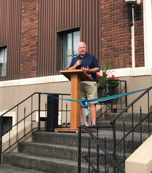 Tony Mantell, former Clay School Superintendent and former Chairman of Scioto Advantage, speaks at ribbon cutting ceremony.
